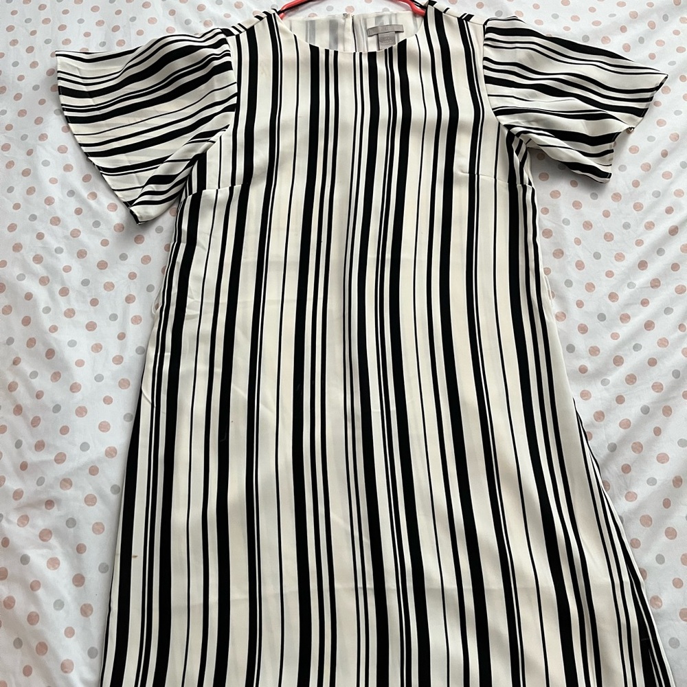 H&M Womens size 6 Black and White Dress